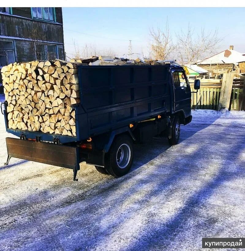 Купить дрова в иркутске с доставкой. КАМАЗ дрова кругляк 4м. Транспортировка колотых дров для котельной. В чем перевозят дрова.