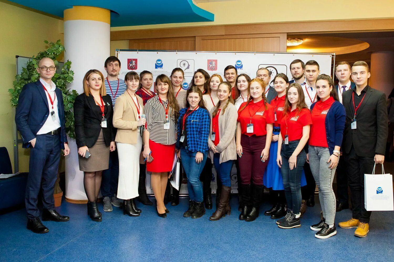 Все председатели работающей молодежи набережные челны. Группой челны отзывы. Группой челны отзывы. Буревестник кфу елабуга. Главная роль группа фото.