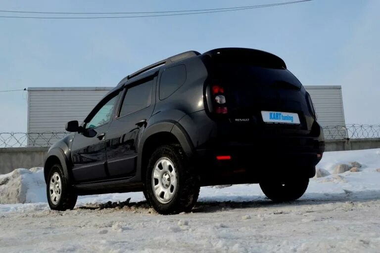 Расширители арок Рено Дастер 2. Расширители колесных арок Renault Duster 2015-. Расширители колесных арок Дастер 2013. Накладки на арки Renault Duster 2011. Расширитель рено дастер