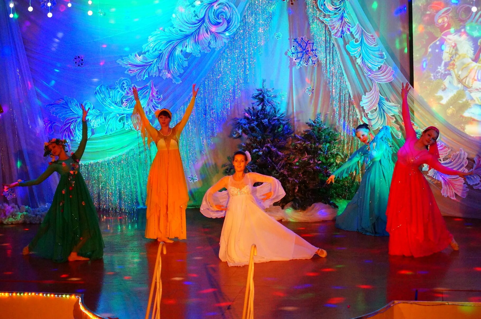 Городец дк метеор. Городец дк метеор. Городец дк метеор. Городец кинотеатр метеор. Городец.