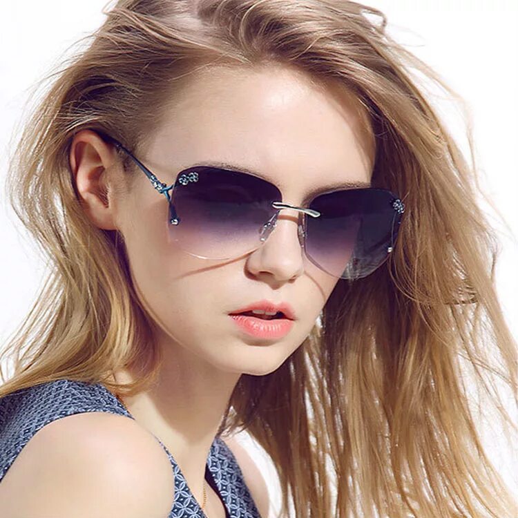 Солнцезащитные очки женские брендовые купить в москве. Солнцезащитные очки. Очки женские. Стильные солнцезащитные очки. Модные женские очки.