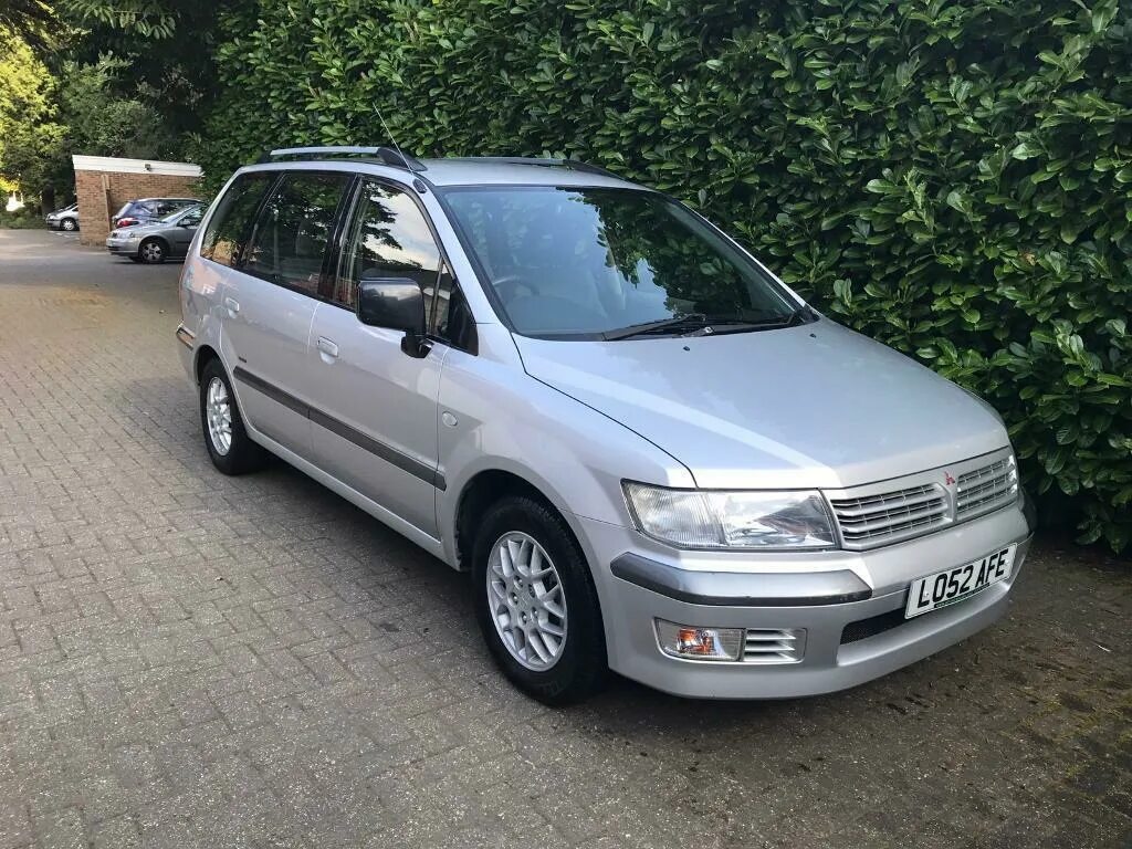 Mitsubishi space wagon. Mitsubishi chariot 1991. Хонда спейс вагон. Honda space wagon. Mitsubishi space wagon 1996 салон.