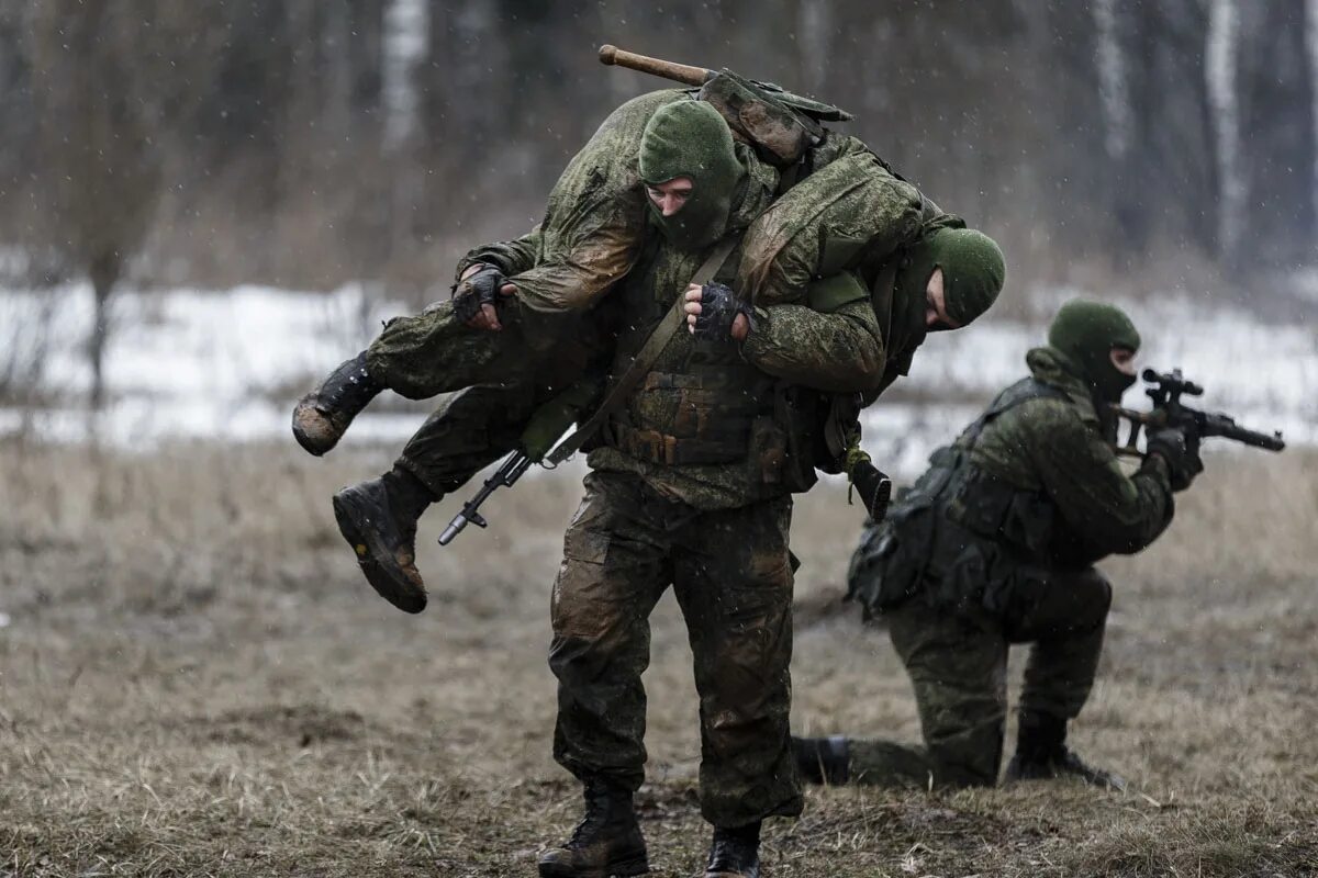 Связанный русский солдат. Спецназ военной разведки. Спецназ РФ. Спецназ армии РФ. Армия спецназ разведка.