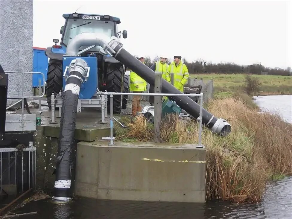 Станции забора воды. Насос для откачки СД 100. Перекачка воды 10м3. Инжекторный насос для откачки шлама 040 м22m. Насосная станция для откачки воды.