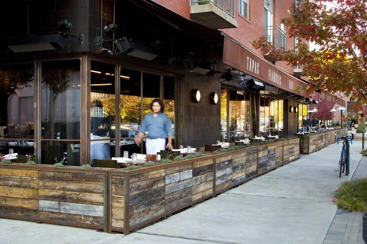 Barcelona Inman Park in Atlanta photo by jeffherrphoto.com Outdoor restaurant pa