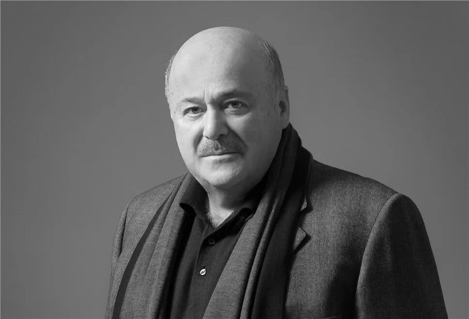 Актер председатель союза театральных деятелей