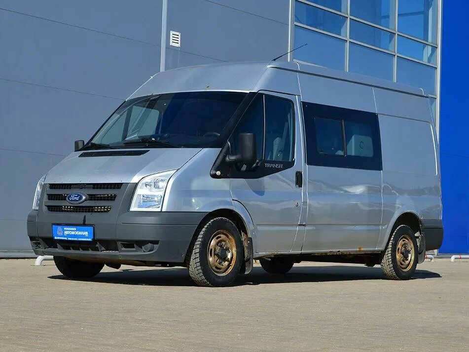 Ford Transit 2011. Ford Transit 2011 фургон. Форд Транзит грузовой фургон 2011.