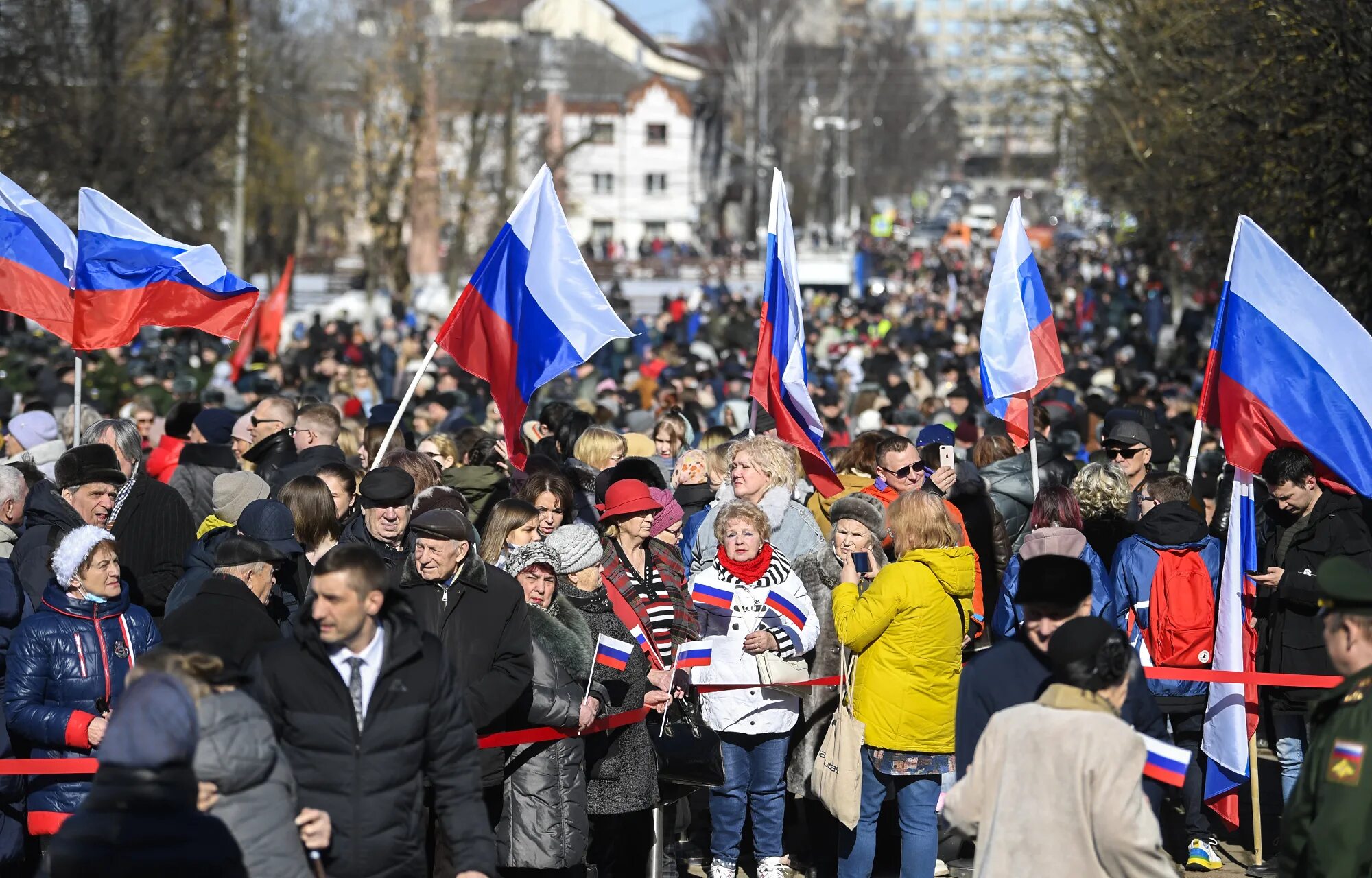 Когда отмечают день присоединения крыма к россии. День воссоединения Крым 18.03. 18.03 Воссоединение Крыма с Россией. День воссоединения Крыма с Россией. Митинг Крым Россия.