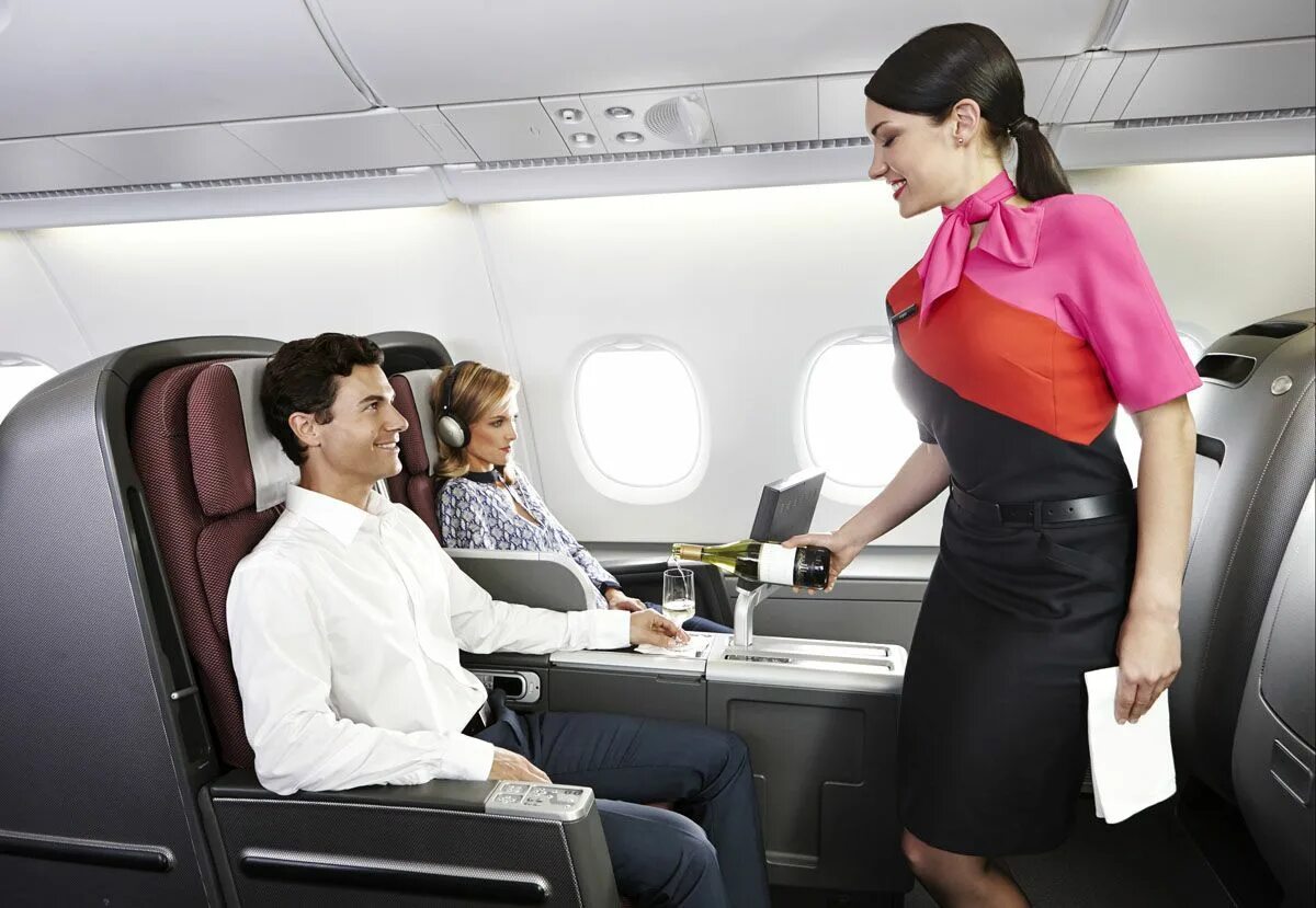 Квантас Эйрлайнс. Qantas Business class. Qantas Cabin Crew. Qantas Airlines Cabin Crew.