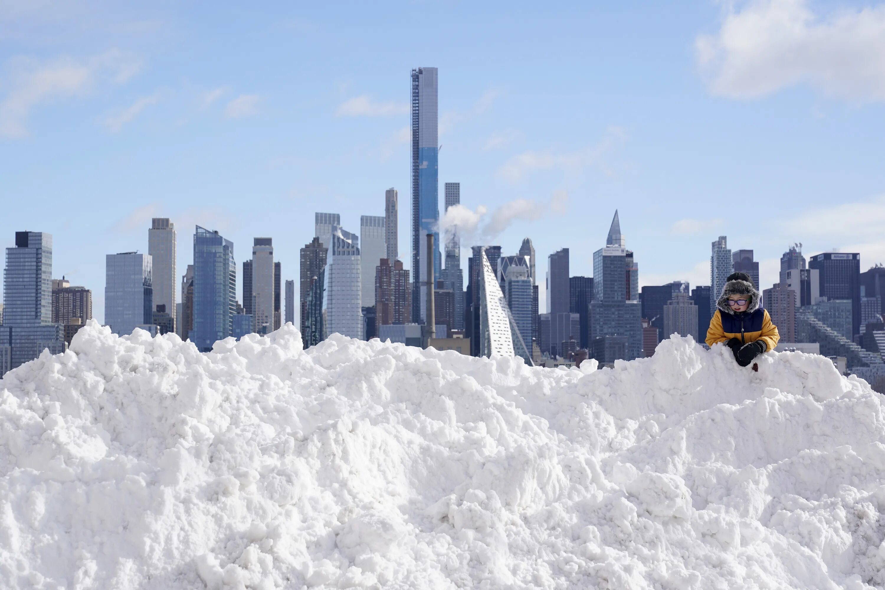 Америка зимнее время. Снежная буря в США декабрь 2022. Зимний шторм в США. Снег в Нью-Йорке 2021. Снегопад в Нью-Йорке.