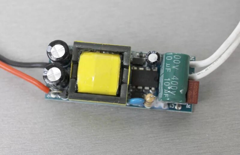 Led driver hp007. Светодиодный драйвер ремонт. Светодиодный драйвер ремонт. Драйвер светодиодной лампы 36 w. Уменьшение тока в драйвере светодиодного светильника.