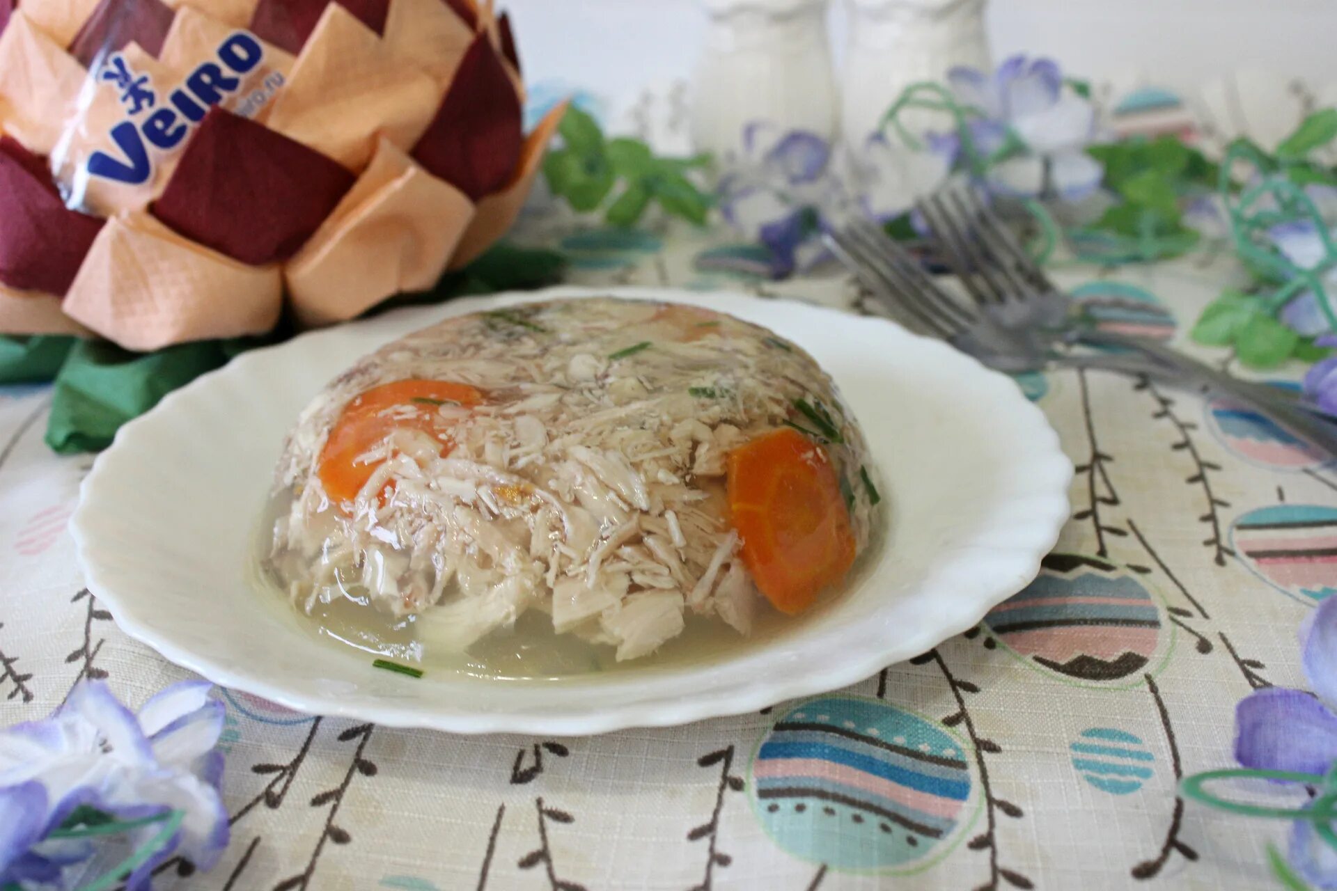 ЗАЛИВНОЕ ИЗ КУРИЦЫ на праздничный Новогодний стол. Рецепт вкусного заливного на 