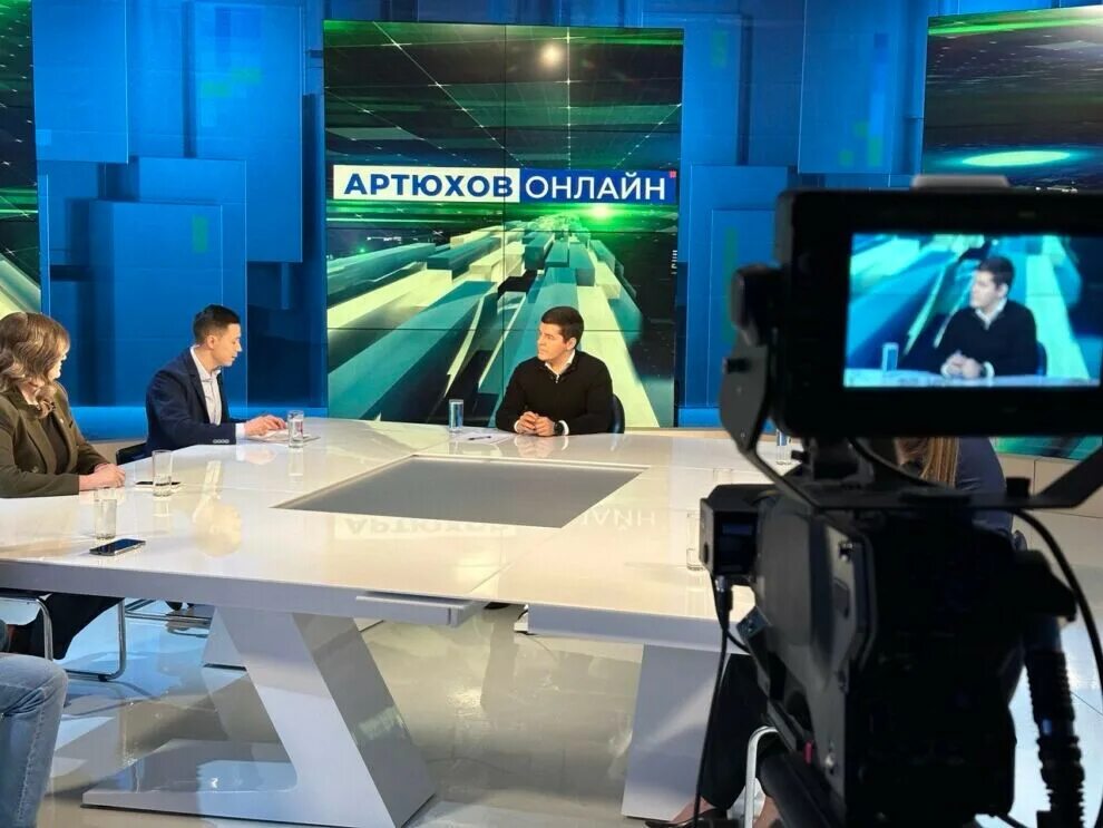 прямой эфир уренгой. новый уренгой корт льдинка. прогноз погоды новый уренгой на 10 дней. артюхов 2023 ямал. пуровская телерадиокомпания «луч».