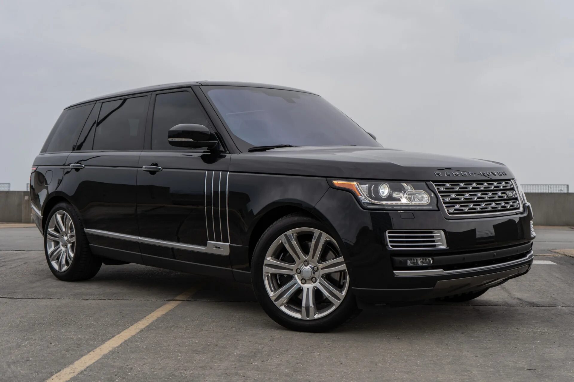 Range rover sv autobiography. Range rover sv autobiography 2016. rr sv autobiography морда. rr autobiography 2016.