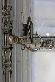 Кремоны оконные старинные на мешке