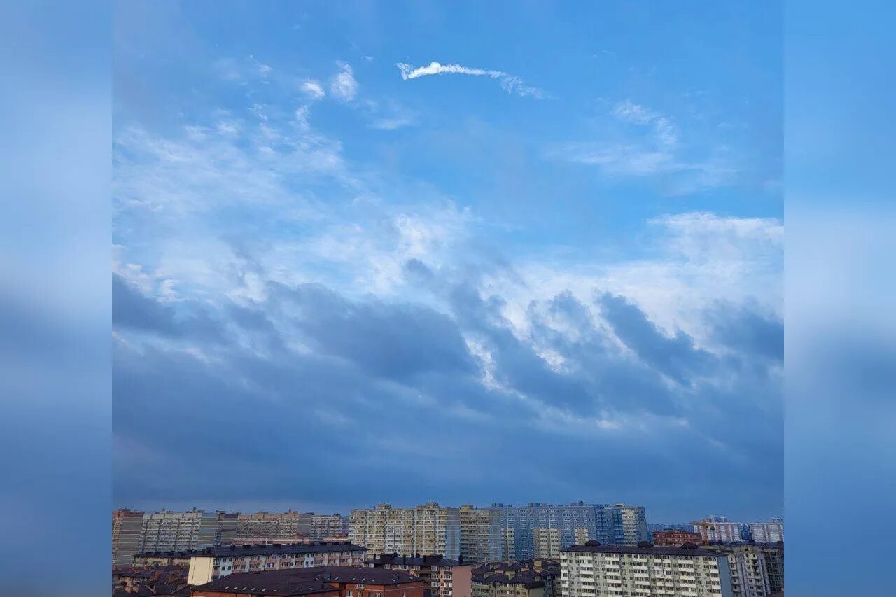 Что гремит в краснодаре сейчас. 2022. Что гремит в краснодаре сейчас. Авария на красной краснодар. Краснодар сейчас.