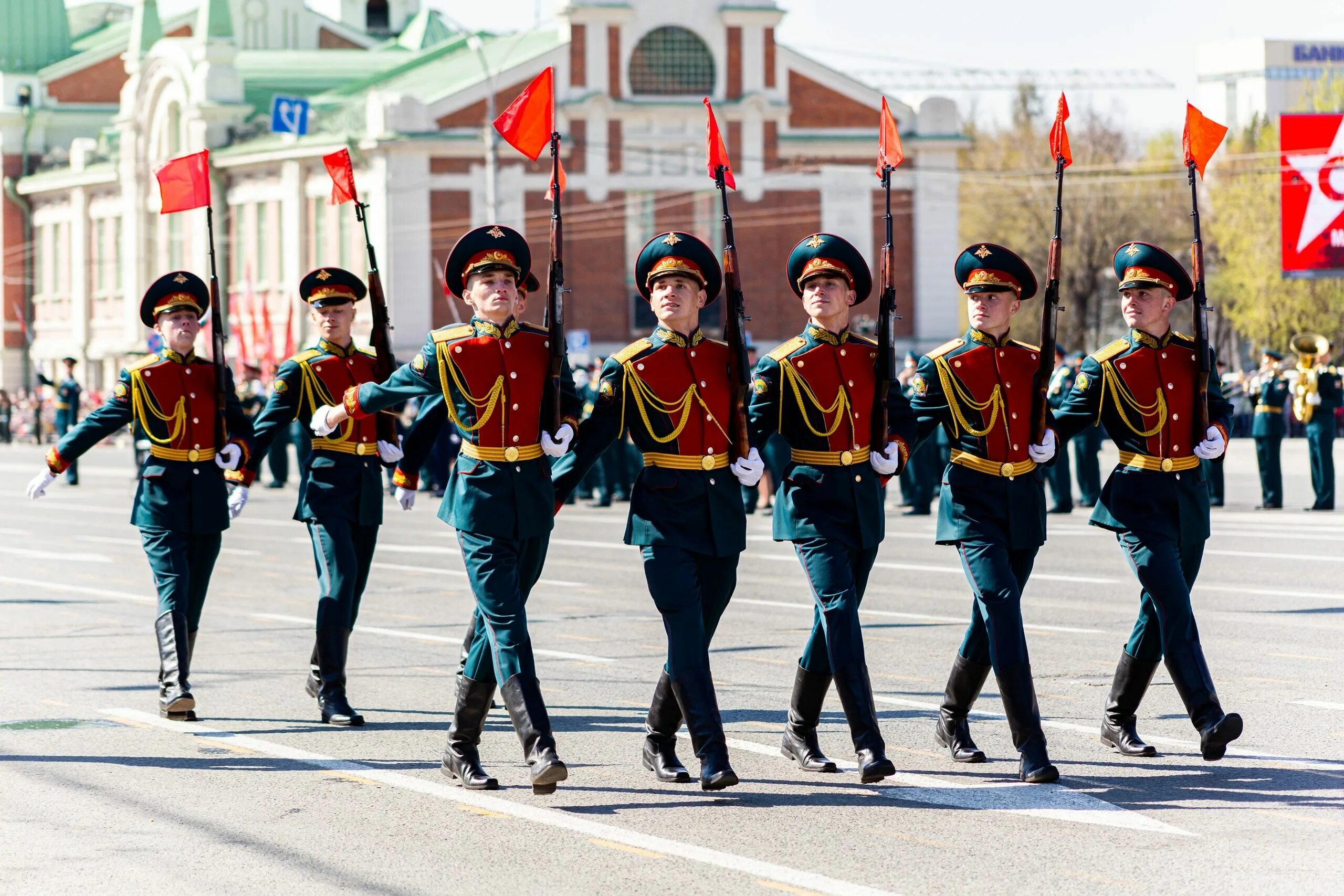 9 мая 2021 года. Уссурийск парад Победы 2021. Военный парад 9 мая 2021. Парад Победы в Новосибирске 9 мая 2021. Солдаты на параде Победы.