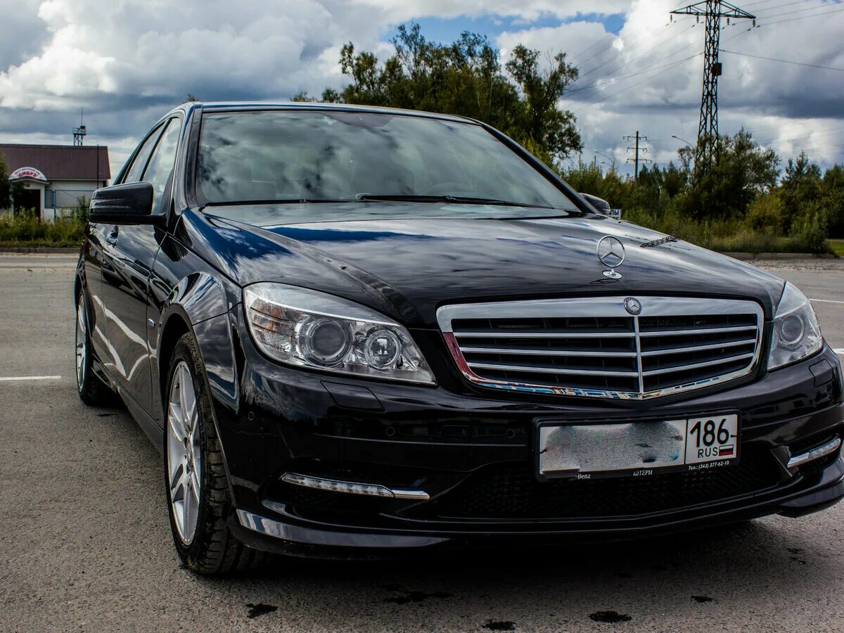 Автомобиль Mercedes-Benz c 180 cgi 2010. Mercedes-Benz c-класс 180 BLUEEFFICIENCY, 2010. Мерс 2010 бензин. Мерседес-Бенц с 180 cgi 2010г.в.. Купить мерседес 1.8