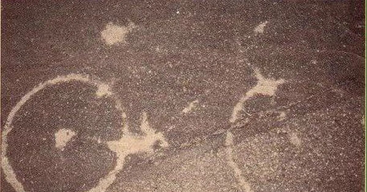 Хиросима тени людей после взрыва. Тени хиросимы нагасаки 1945. Хиросима и нагасаки тени людей. Тени хиросимы нагасаки 1945. Тени от людей в хиросиме.