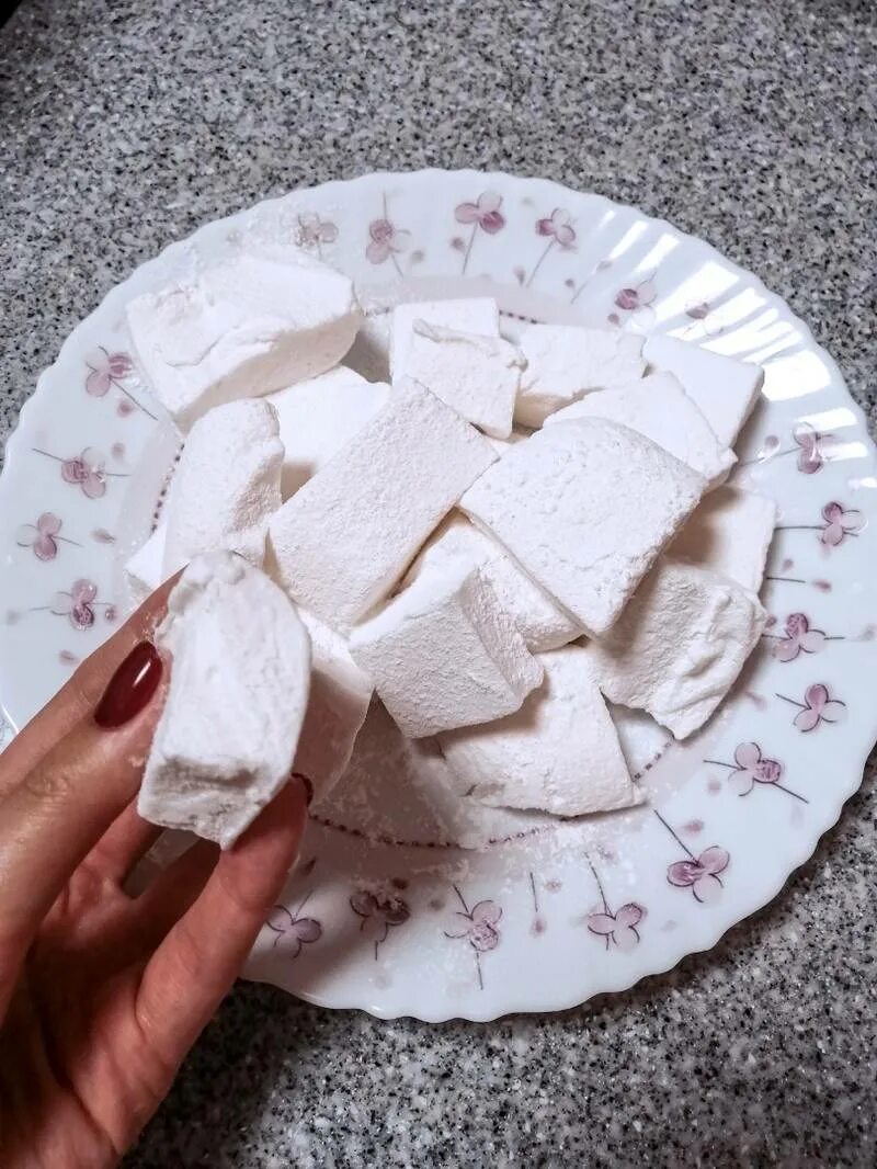 Рецепт пошагово маршмеллоу. Фигурки из маршмеллоу в домашних условиях. Приготовление маршмеллоу. Объемные маршмеллоу. Консистенция маршмеллоу.