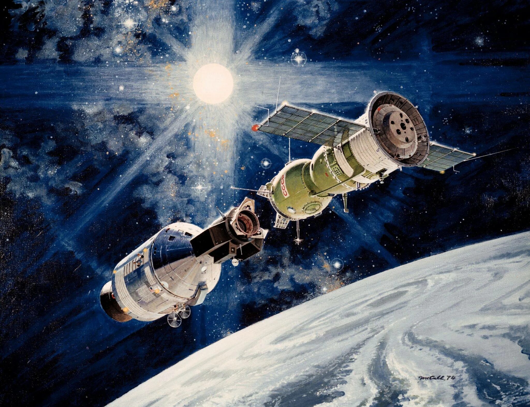 В каком году состоялась стыковка советского. Полет Союз-Аполлон 1975. Союз Аполлон космический корабль. Леонов космический корабль Аполлон. Состыковка кораблей Союз и Аполлон.