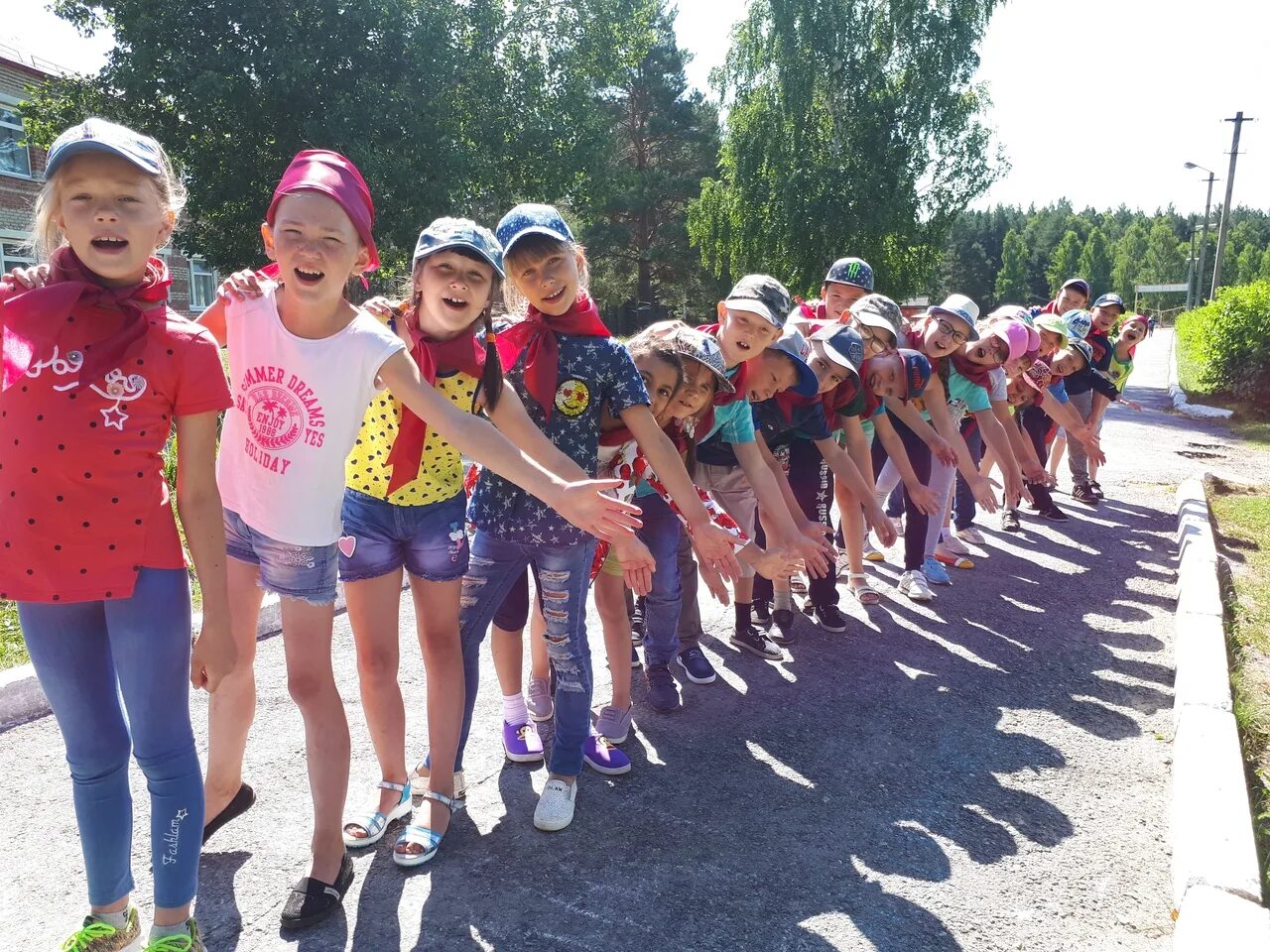 Маоу до зол ооц салют ирбит. Лагерь салют ирбит новый. Салют ирбит сайт. Ирбит. Салют ирбит сайт.