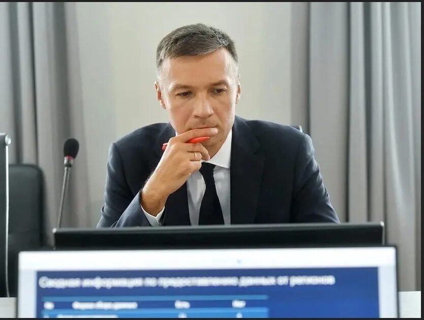 Министр строительства удмуртии дмитрий сурнин. Ришат ибрагимов минстрой ур. Глава минстроя удмуртии ибрагимов. Ришат ибрагимов удмуртия. Ришат ибрагимов минстрой ур.