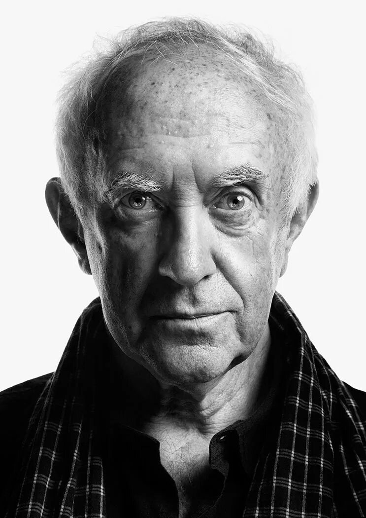 Джонатан прайс. Jonathan Pryce. Джонатан прайс 2022. Его Воробейшество актер. Джонатан прайс фото.