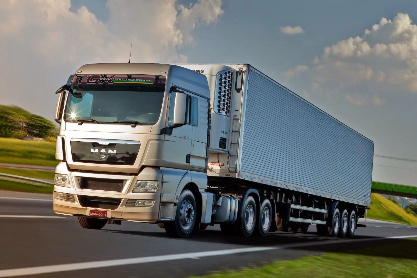 Фото грузовой. Man 230 тягач. Man TGX 29.480. Man TGX 33.680. Ман машина грузовая.