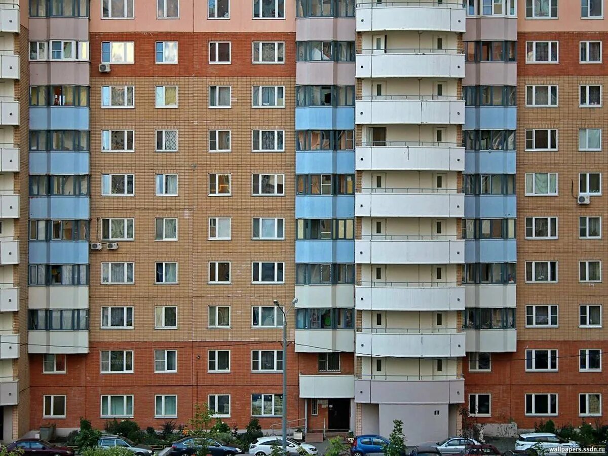 Панельный многоэтажный дом. Панельное здание. Современные панельные дома. Панельный дом фасад.