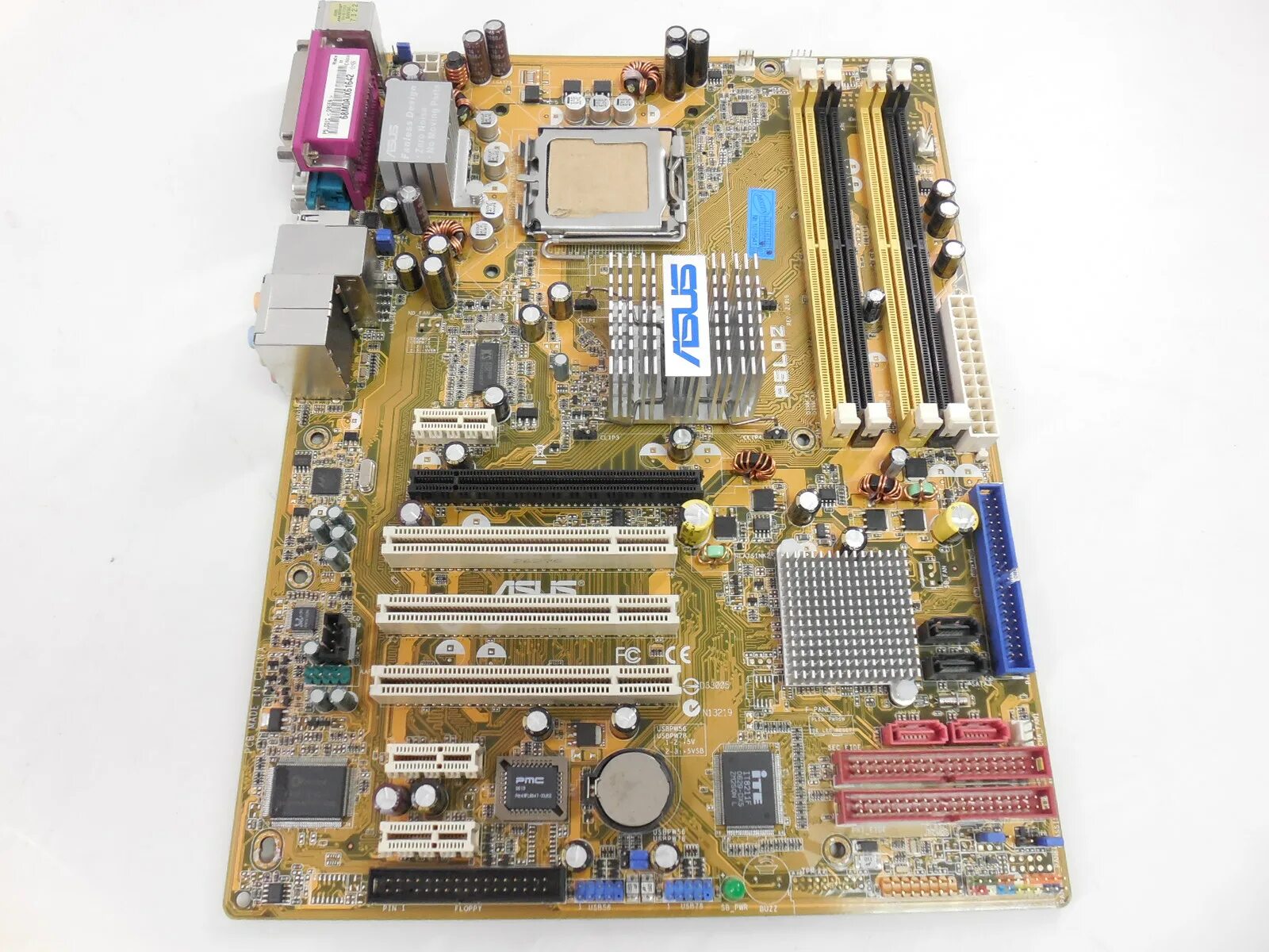 P5ld2. Asus 775 socket. материнская плата asus 775 socket. готовые материнские платы asus lga 775. p5ld2-vm/s радиатор охлаждения.