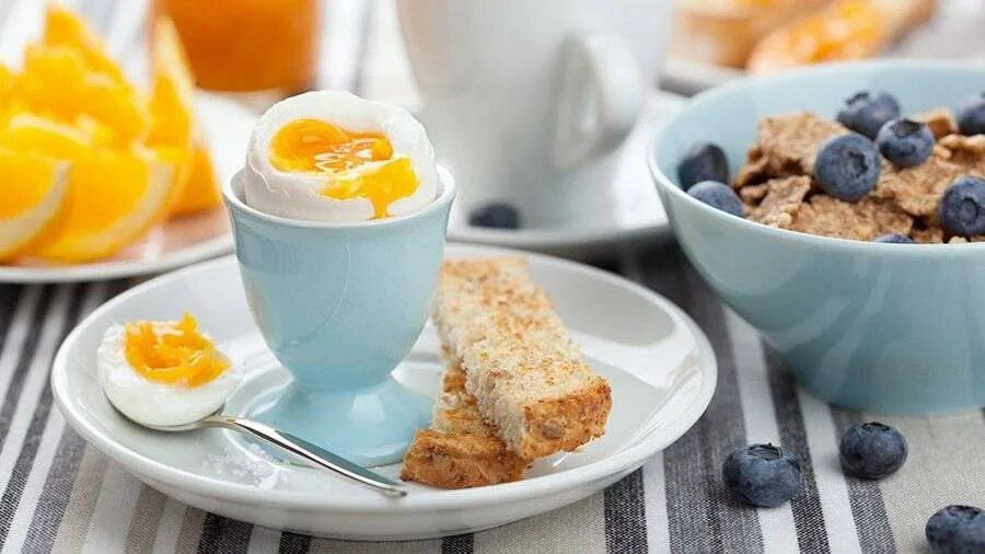 For breakfast she to have two eggs