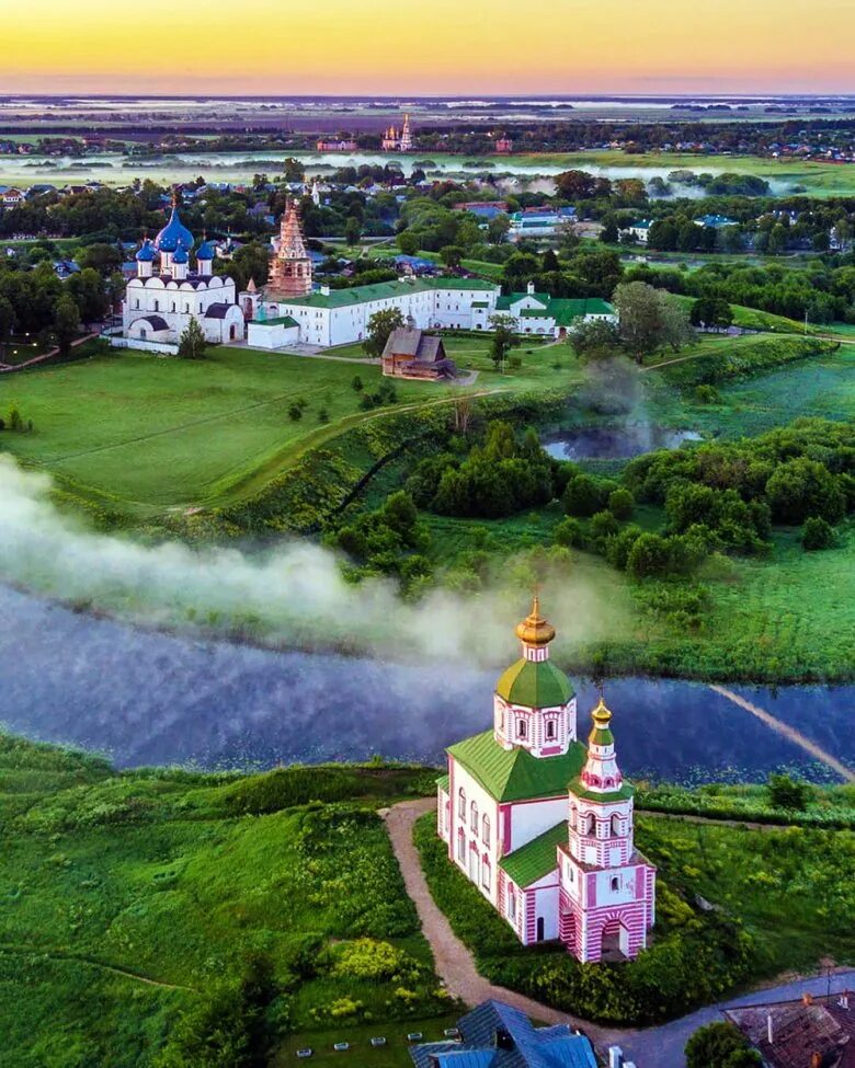 Каким городом является суздаль. Суздальский кремль суздаль. суздальский кремль достопримечательности суздаля. суздаль золотое кольцо. суздальский кремль владимирская область.