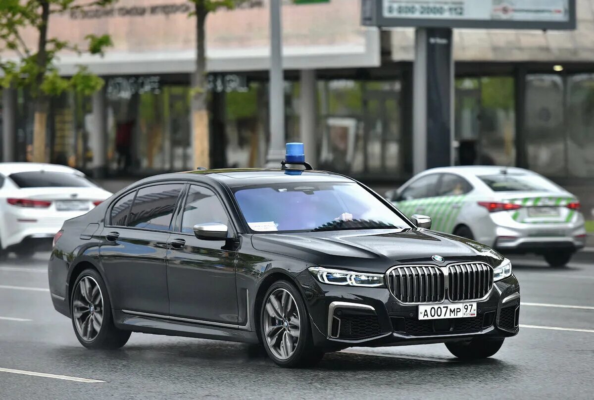 Кто ездит на номерах. Амр97 BMW. АМР 007 97. Амр97 БМВ 7. БМВ а122мр97.