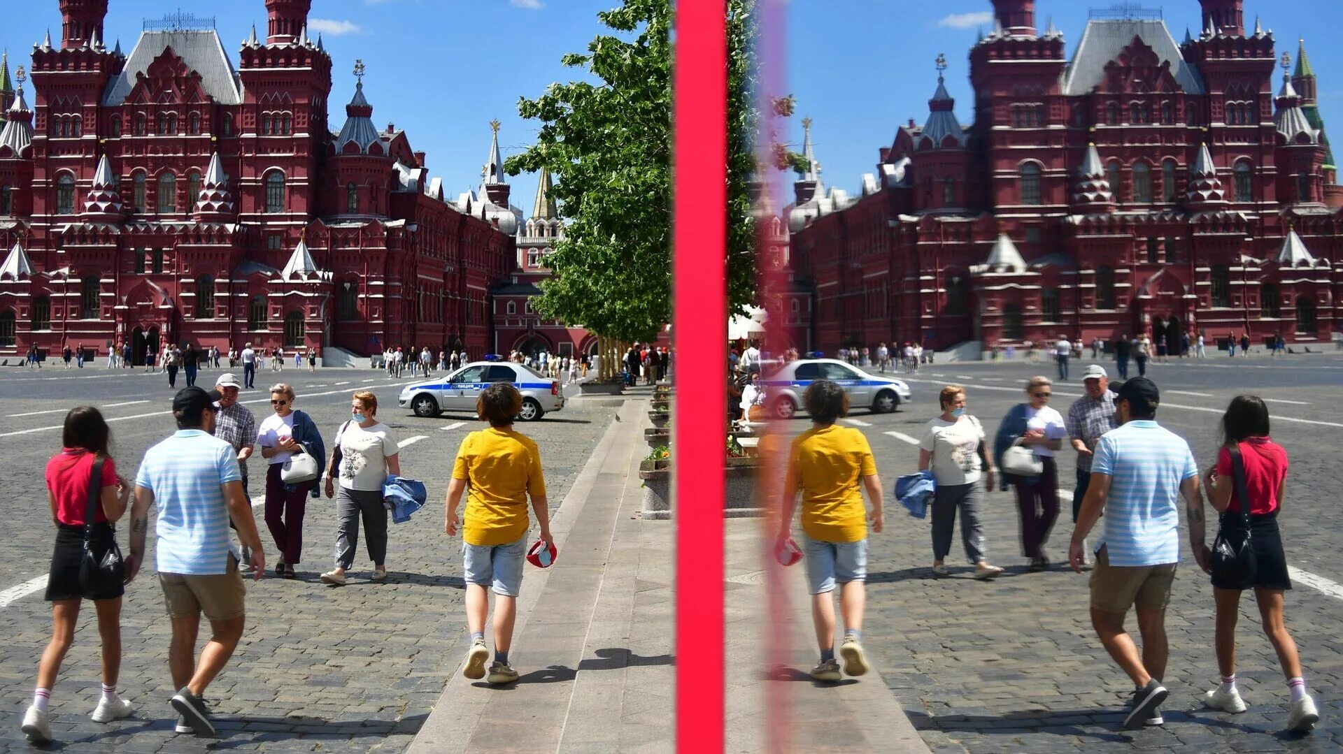 В Москве жара красная площадь. Москва красная площадь люди. Москва днем. Красная площадь сегодня.