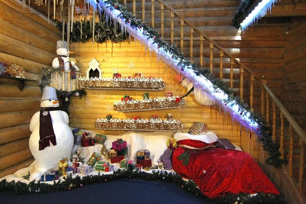 усадьба деда мороза в кузьминка. усадьба деда мороза волгоградский проспект. дом дедушки предложение. резиденция деда мороза в кузьминках. дед дом для детей.