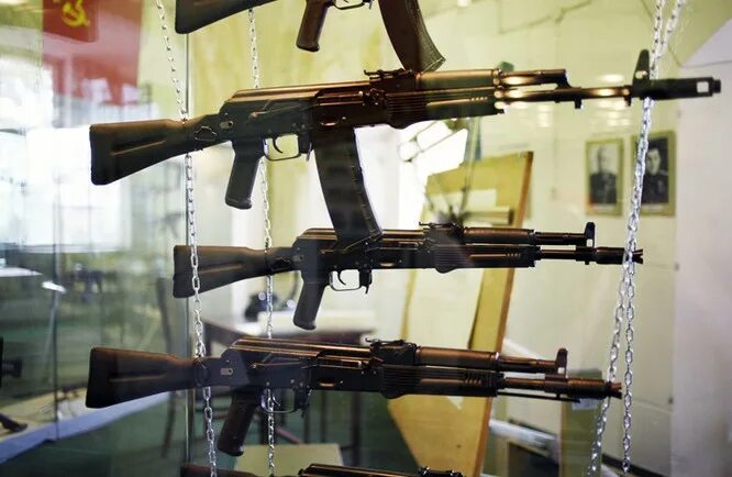 Музей артиллерии в санкт-петербурге внутри. Военно исторический музей питер. Петропавловская крепость музей оружия. Музей инженерных войск и артиллерии санкт-петербург. Военно-исторический музей артиллерии в санкт-петербурге.