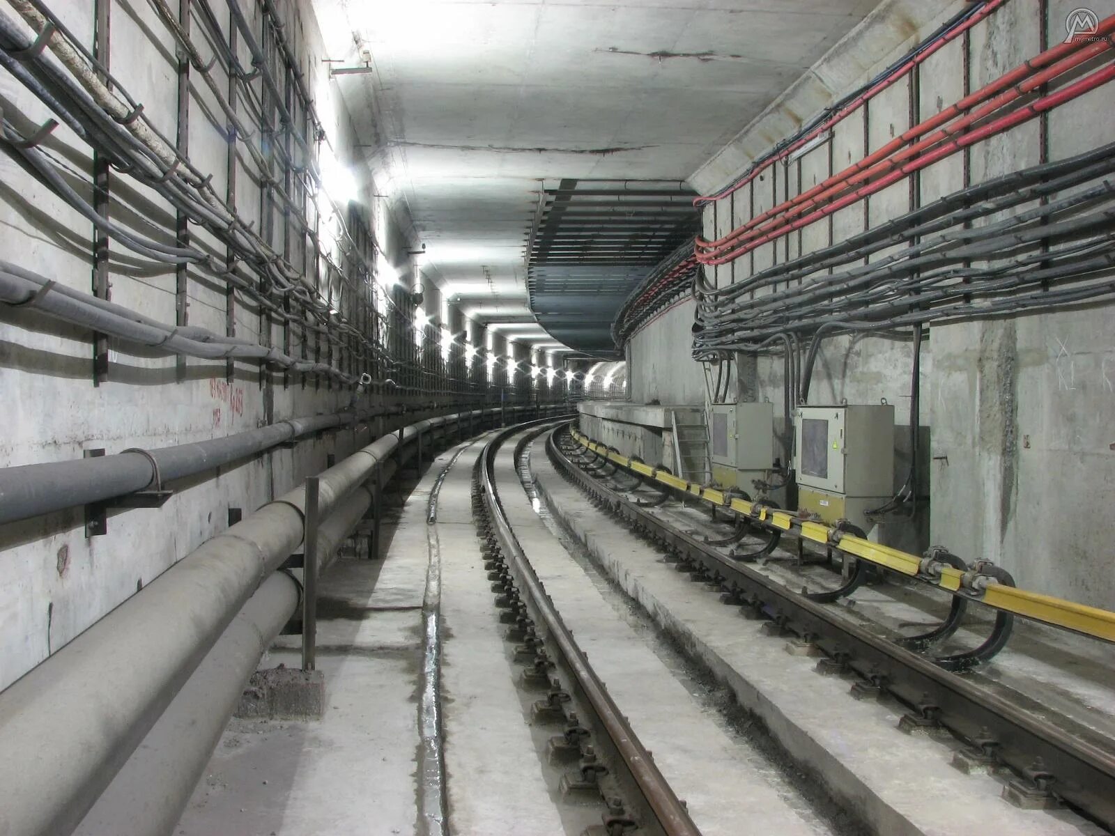 Д 6 метро. Тоннель д6 метро 2. Метро 2 д6 станция Чертолье. Гейт в метро 2. Бункер д6 в Москве.