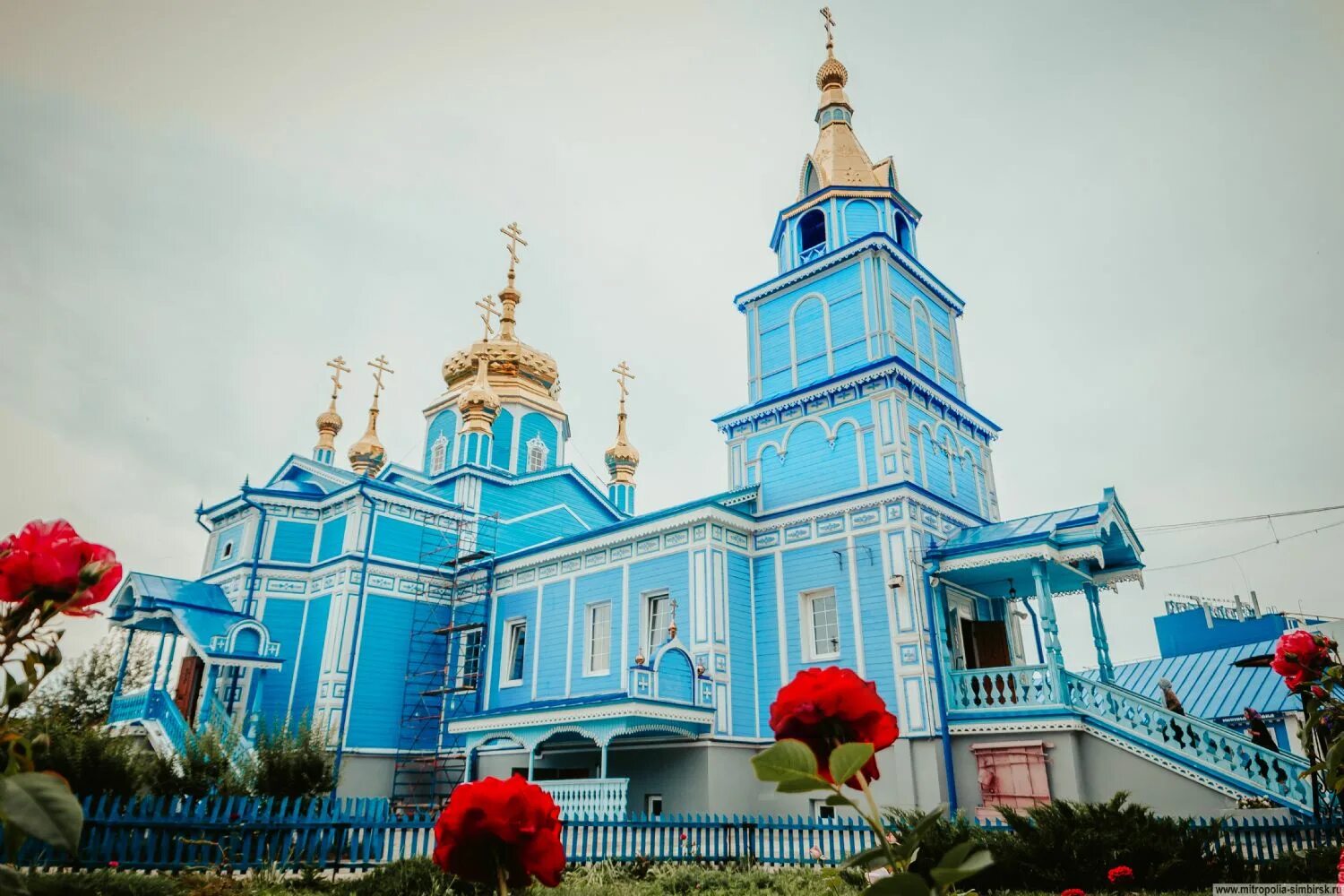 благовещенский храм ульяновск. храм благовещения пресвятой богородицы в петровском парке. благовещенский храм ульяновск. благовещенский храм ульяновск. благовещенский собор ульяновск.