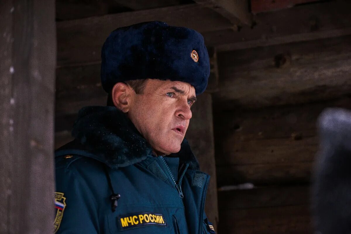 Сериал про мчс 5 минут тишины. Роман курцын пять минут тишины. Гиреев сергей саидович пять минут тишины. 5 минут тишины. Игорь лифанов пять минут тишины.