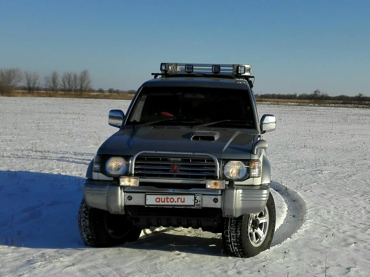 Pajero 2.8. Pajero 2. Мицубиси Паджеро 2 поколения. Митсубиси Паджеро 2 5 дверный. Mitsubishi Pajero 2 1991.