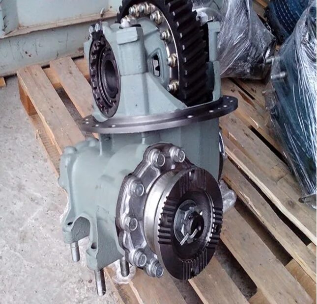 редуктор заднего моста камаз 4310. редуктор среднего моста камаз 5320. редуктор задний камаз 5410. задний редуктор камаз 5320 49 зубьев. поставить редуктор камаз.