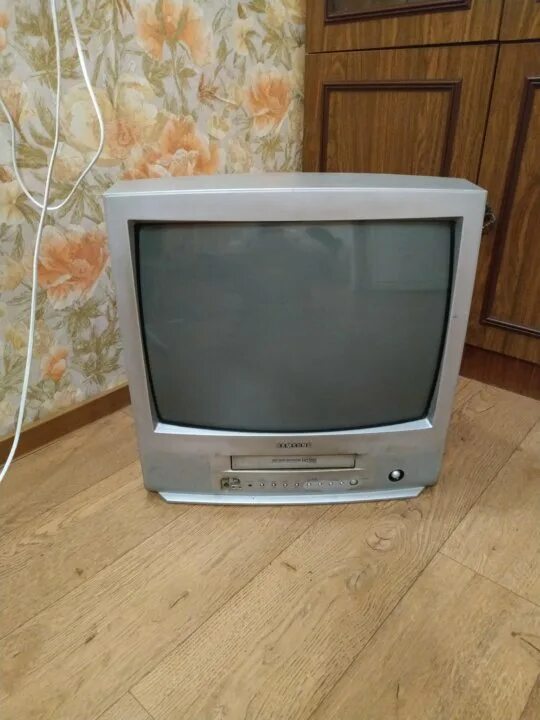 Телевизор видео двойка ее размеры. Видеодвойка sony 21 дюйм. Видеодвойка samsung tvp5370w. Panasonic tc-21sv10s. Видеодвойка голдстар.