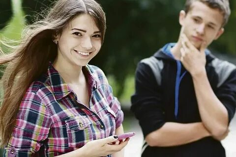 Молодые девчата молодые пацаны