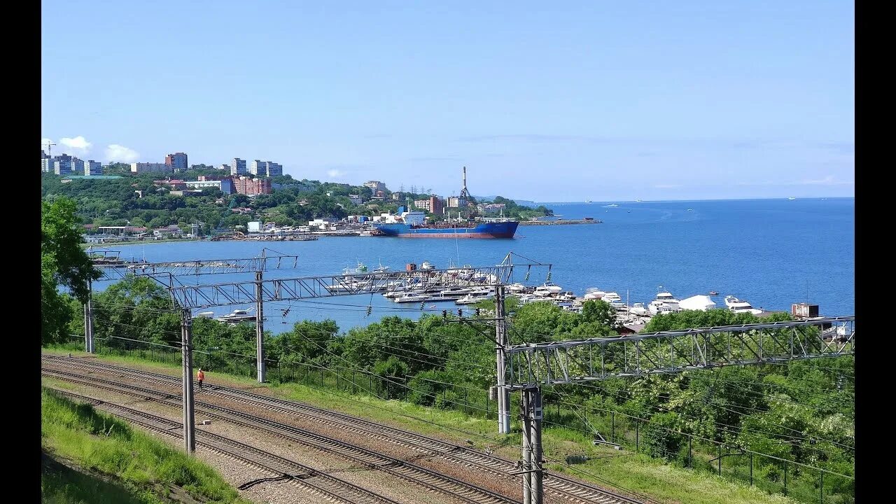 Владивосток амурский залив цены. Амурский залив Владивосток. Станция Амурский залив Владивосток. Бухту Амурский залив.. Амурский залив Седанка.