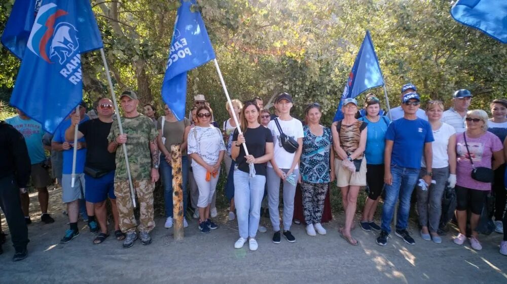 Группа в контакте крым. Крымское краевое правительство. Флаг Крымского краевого правительства. Чистый Крым Единая Россия. Крым российский.