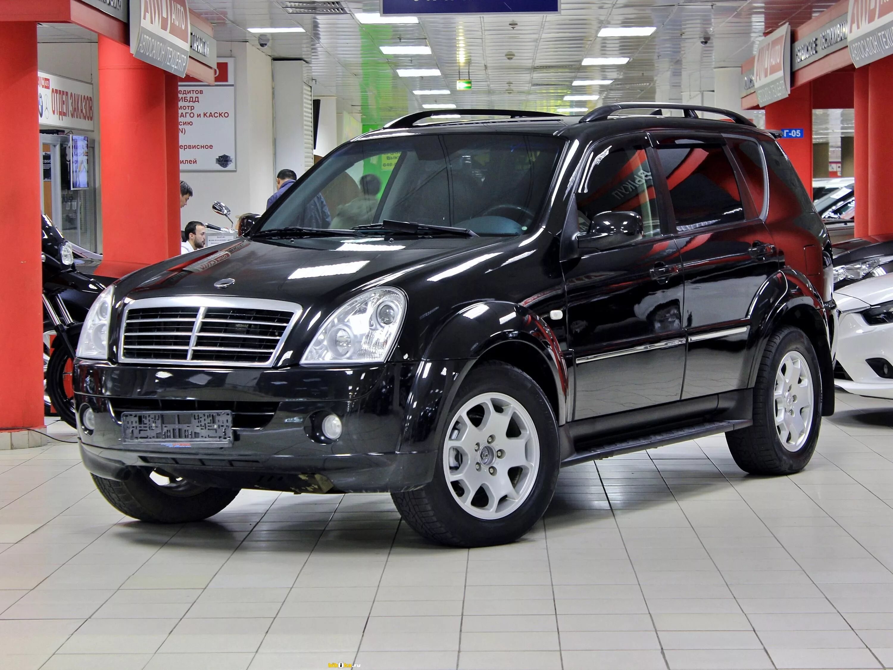 Показать саньенг. ССАНГЙОНГ Рекстон. SSANGYONG Rexton II 2011. Санг енг Рекстон 2016. Саньенг Рекстон 2008.