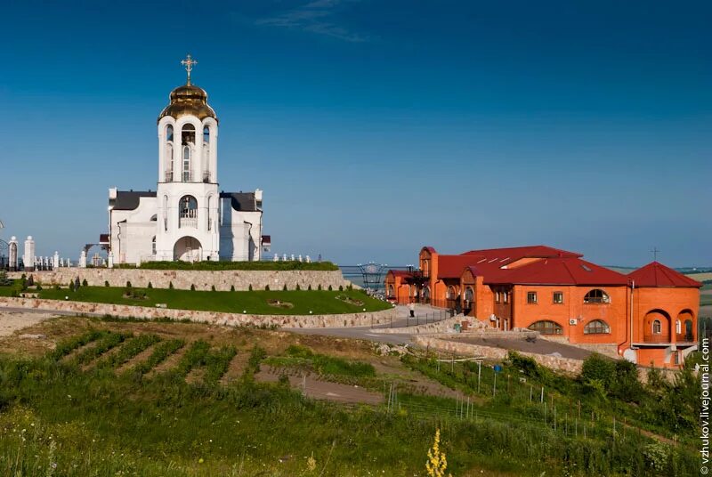 Свято-георгиевский монастырь севастополь фиолент. Свято георгиевский монастырь камышеваха. Фиолент монастырь георгия. Мыс фиолент георгиевский монастырь. Женский монастырь в ессентуках.