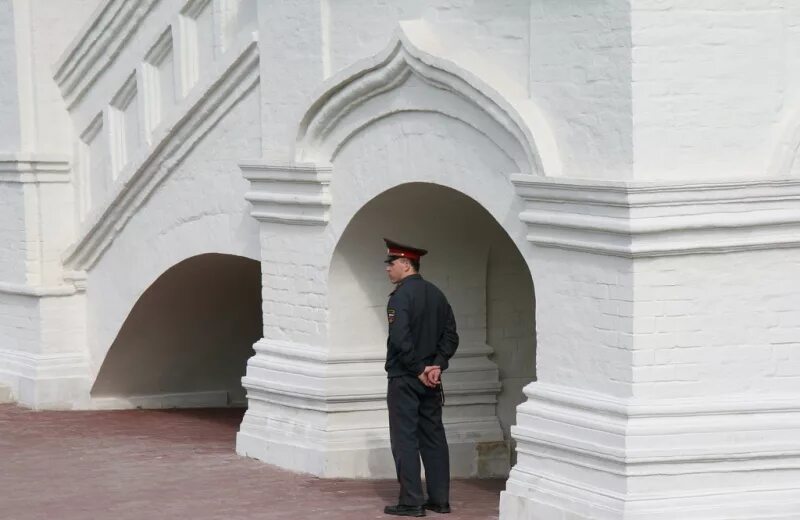 Милиционер сонник. К чему снится полицейский в форме