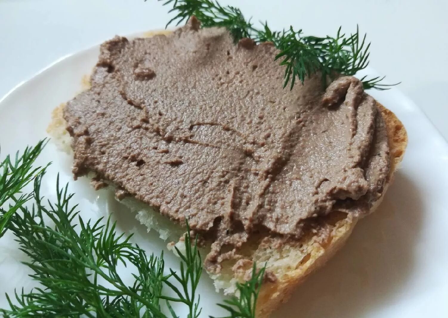 Рецепт паштета из печени курицы. Печеночный паштет ,(куриной печени). печёночный паштет из куриной печени. паштет печеночный домашний из куриной печени. куриный паштет из печени.